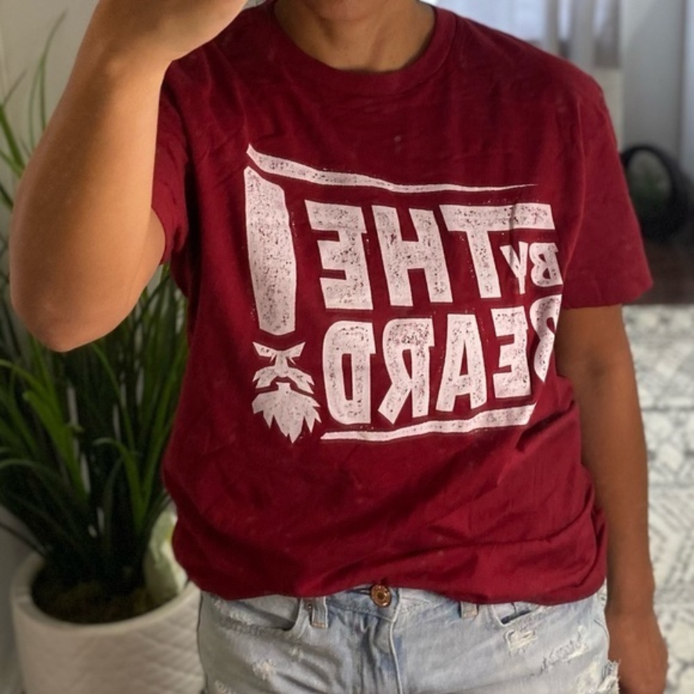By The Beard T-shirt Unisex Maroon Medium Short Sleeves Crew Next Level NWOT